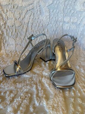 Wild Pair Silver Strappy Mid Block Heel Sandals #602